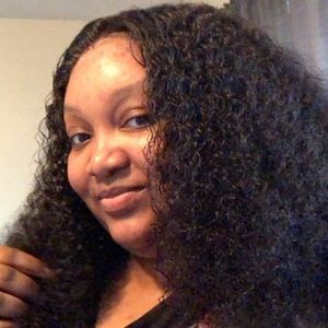 Meet your Posher, Janice